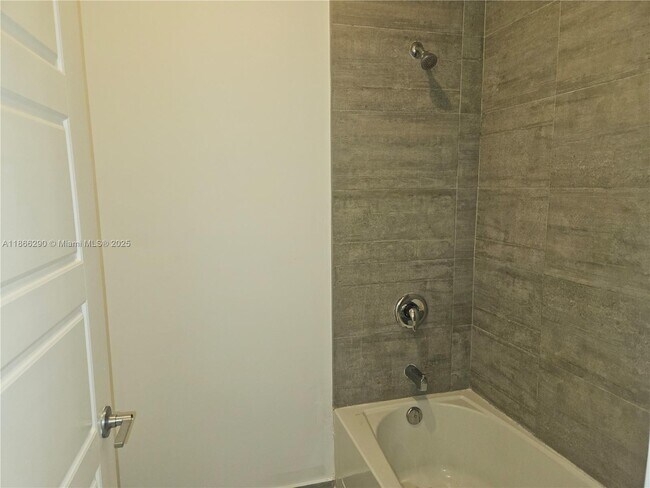 Building Photo - 17606 SW 149th Pl