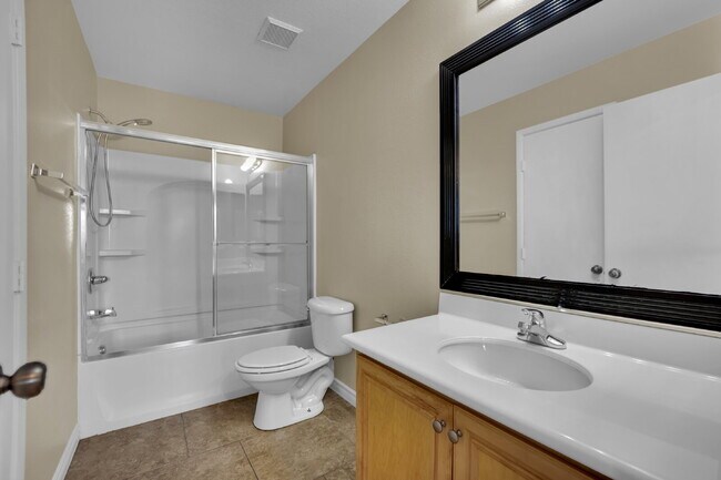 Building Photo - LOCATION IS KEY FOR SHOPPING AND SOCIALIZING