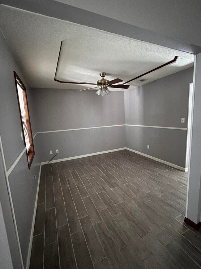 Building Photo - 310 Bimini Way