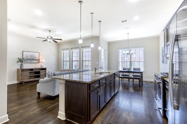 Building Photo - 5005 Meridian Ln