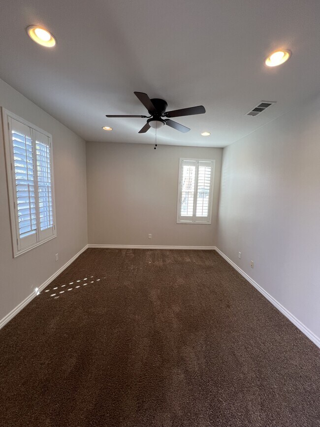 Building Photo - 28839 Chatham Ln