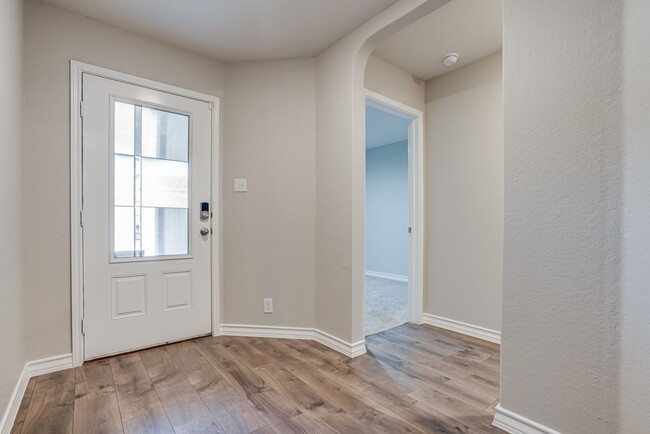 Building Photo - This brand-new, exquisite 3-bedroom, 2-bat...