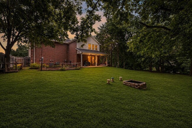 Building Photo - 7030 Pecan Creek Cir