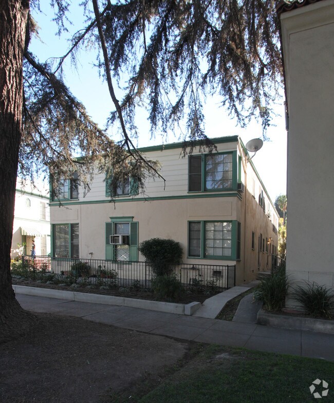 Building Photo - 4310-4312 Los Feliz Blvd