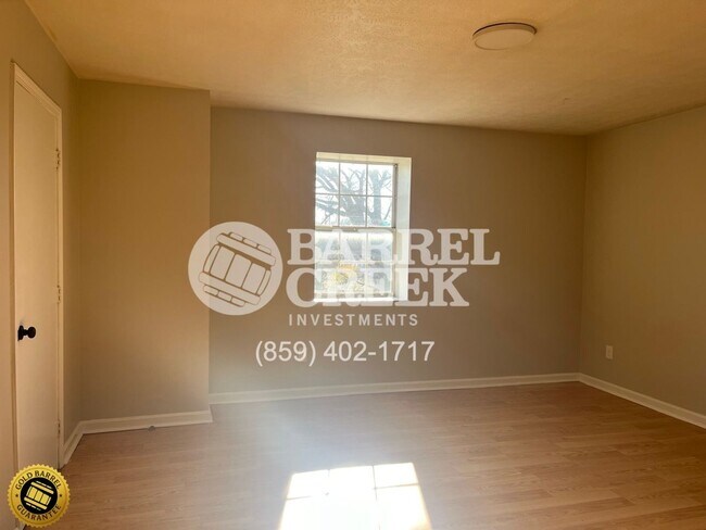 Building Photo - 508 N Main St