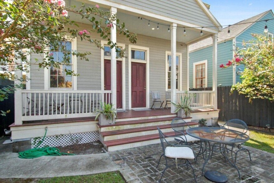Building Photo - 1407 Baronne St