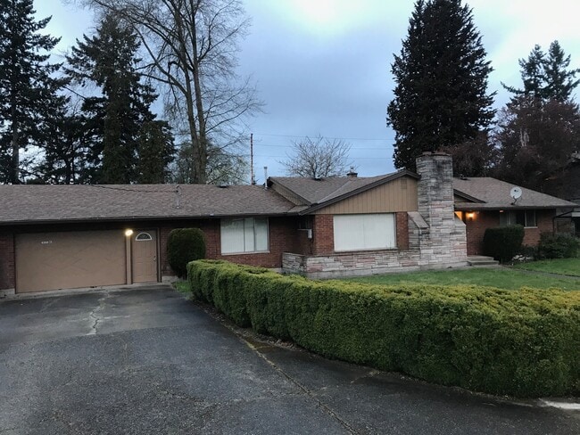 Building Photo - 107 N St SE