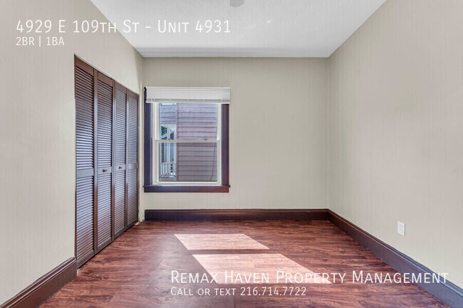 Building Photo - 4929 E 109th St