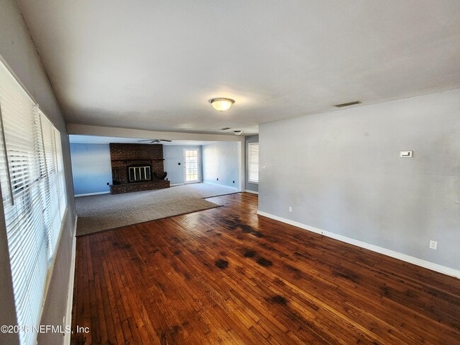 Building Photo - 2358 Broward Rd