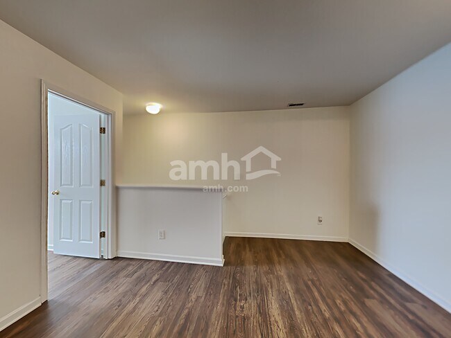 Building Photo - 5536 Stowe Derby Dr