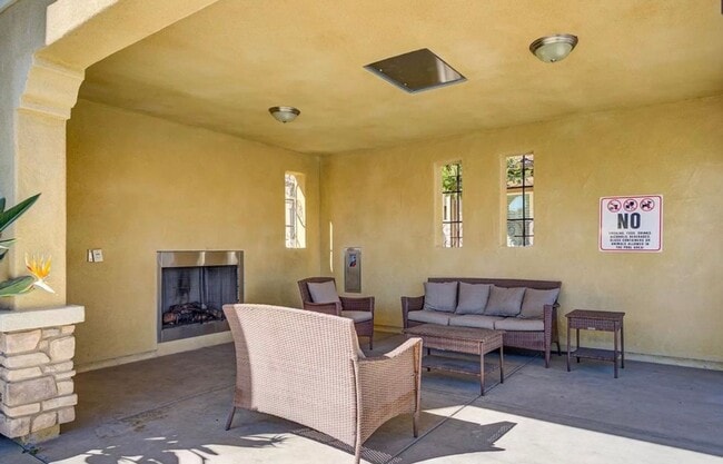 Building Photo - 1172 Fox Field Ln