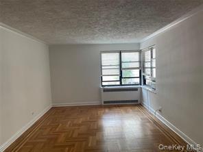 Building Photo - 210 Martine Ave