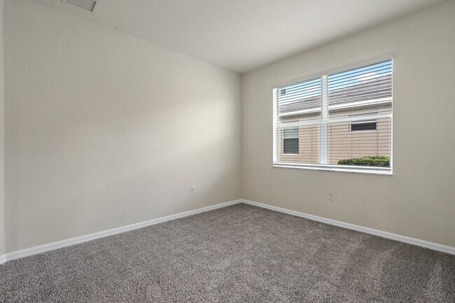 Building Photo - 4244 Lemongrass Dr