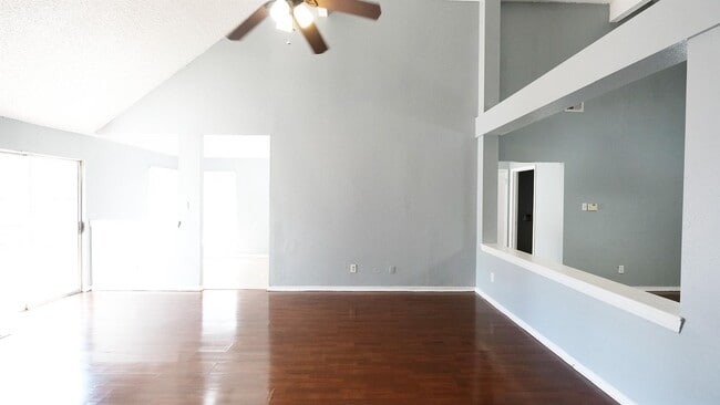 Building Photo - 1203 Beckwood Cir