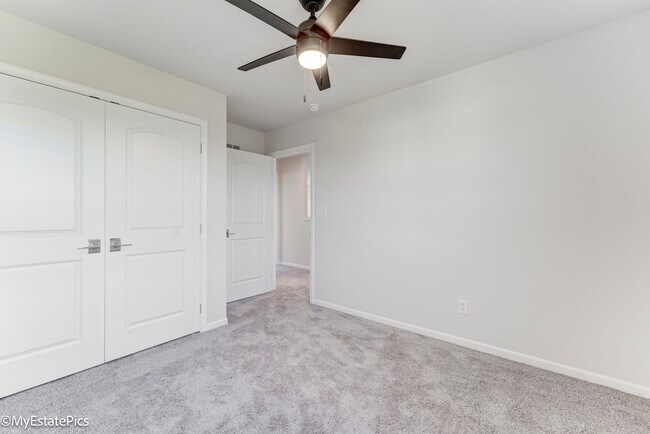 Building Photo - 2780 Riverview Ln