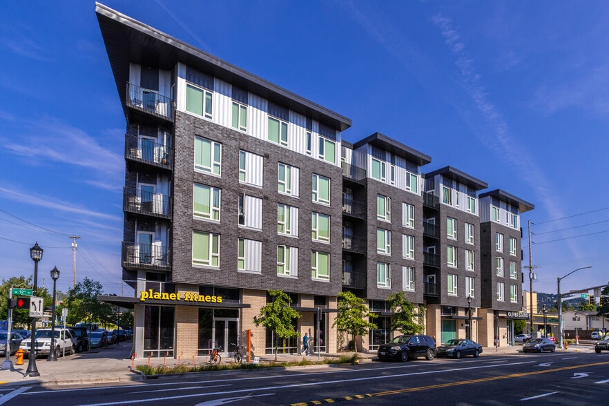 Primary Photo - Oliver Station Apartments