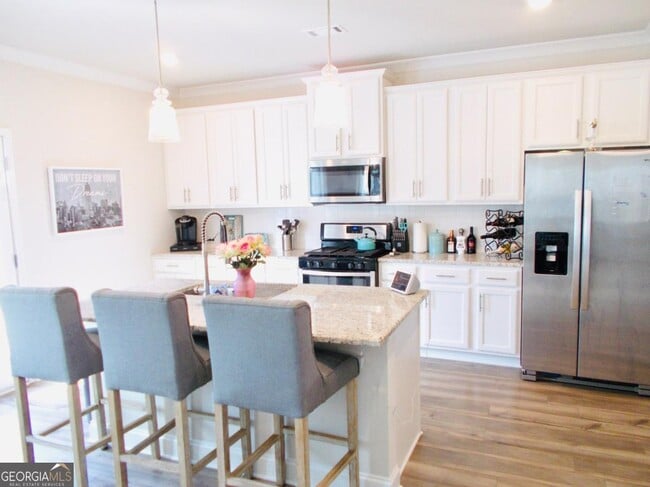 Building Photo - 612 Auburn Crossing Dr