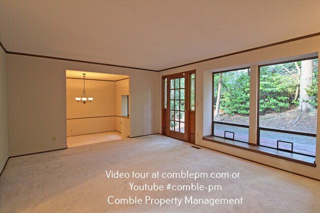 Building Photo - 5275 Highland Dr