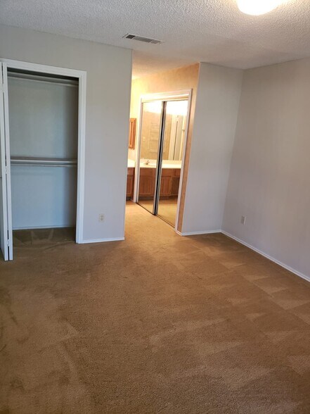 Bedroom 1 - 1202 Thorpe Ln