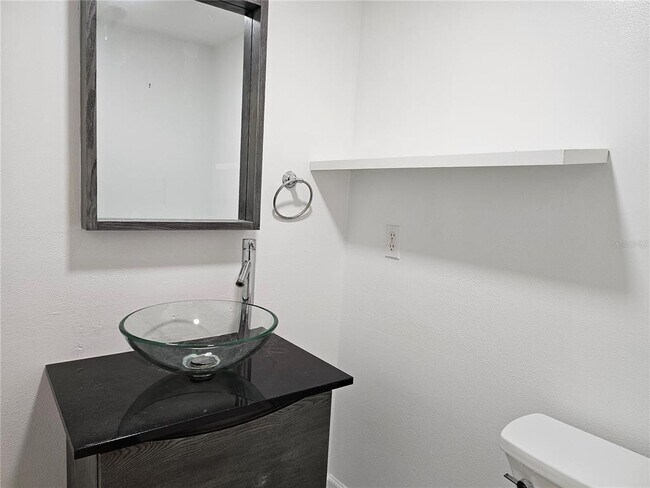 Building Photo - 1028 Apollo Beach Blvd