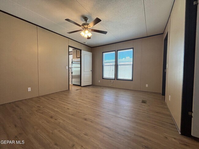 Building Photo - 850 Talbot Ave