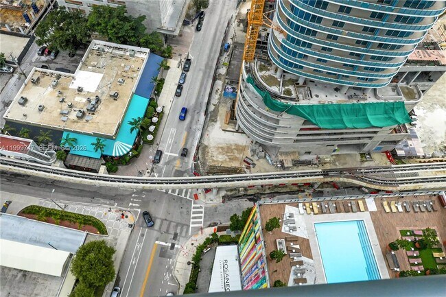 Building Photo - 1300 S Miami Ave