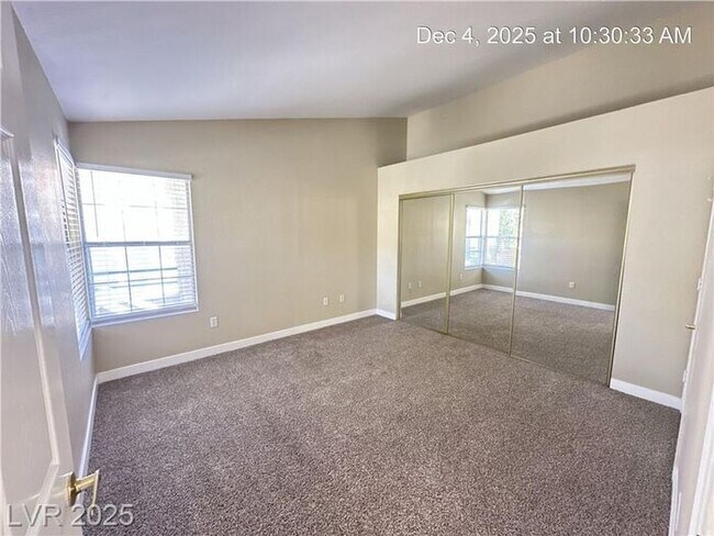 Building Photo - 2ND STORY 2-BEDROOM GREEN VALLEY CONDO