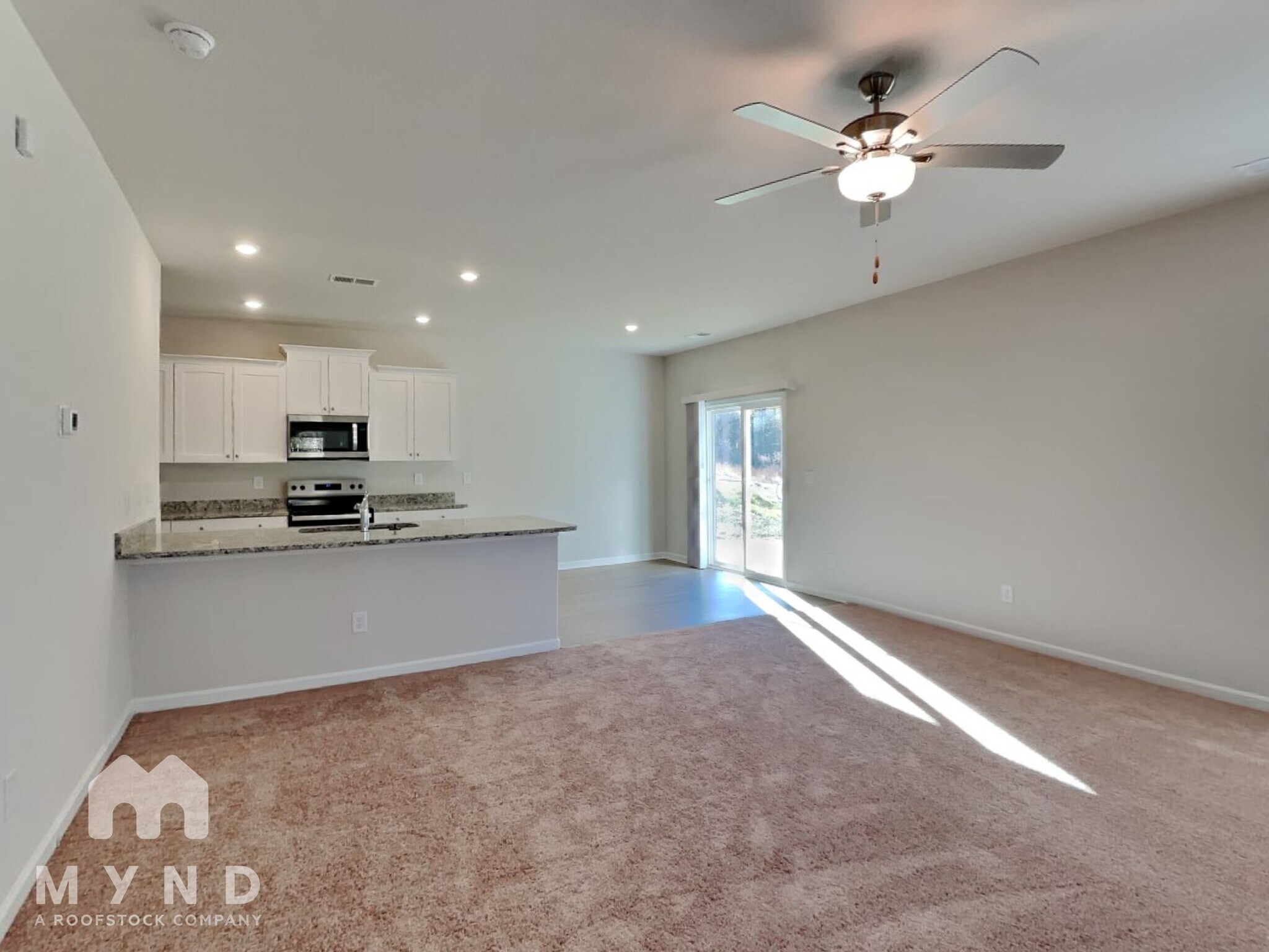 Building Photo - 94 Taverners Ln