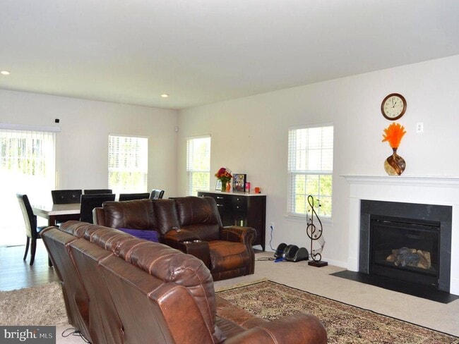 Building Photo - 5520 Ivy Hill Dr