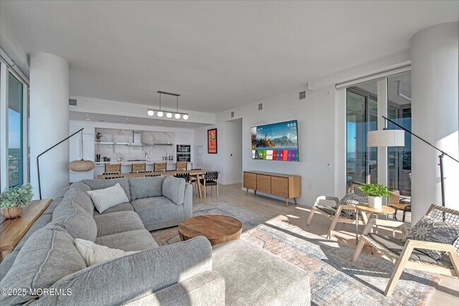 Building Photo - 1101 Ocean Ave N