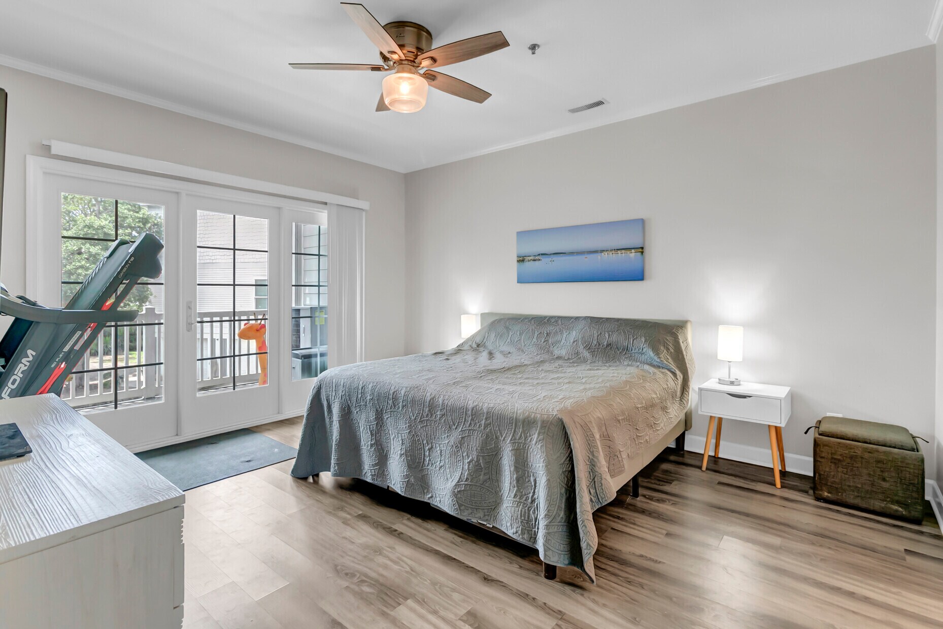 Master Bedroom, King bed - 2393 Folly Rd