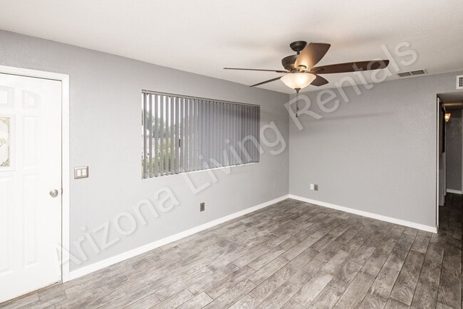 Building Photo - 3211 Pintail Dr