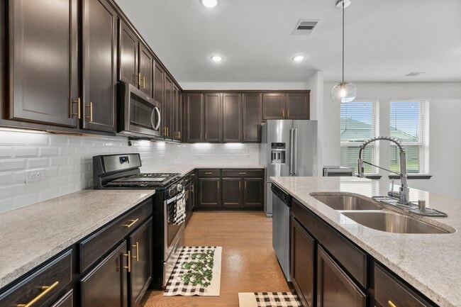 Building Photo - 7703 Cowdray Ln