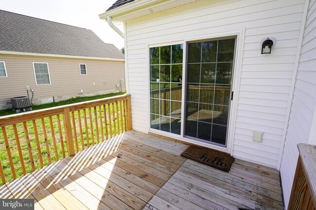 Building Photo - 2005 S Old Mill Dr