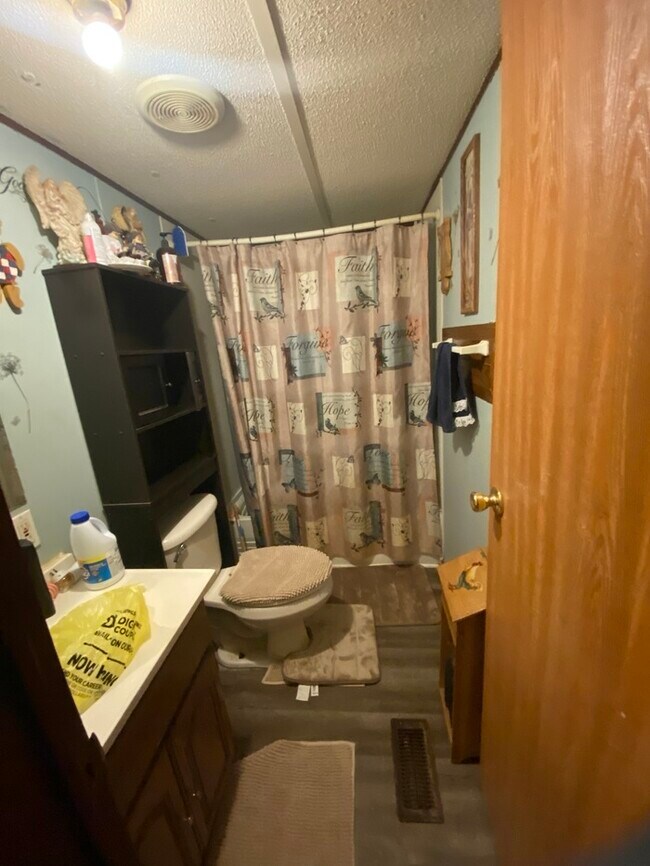 Building Photo - 1197 Ward Pl