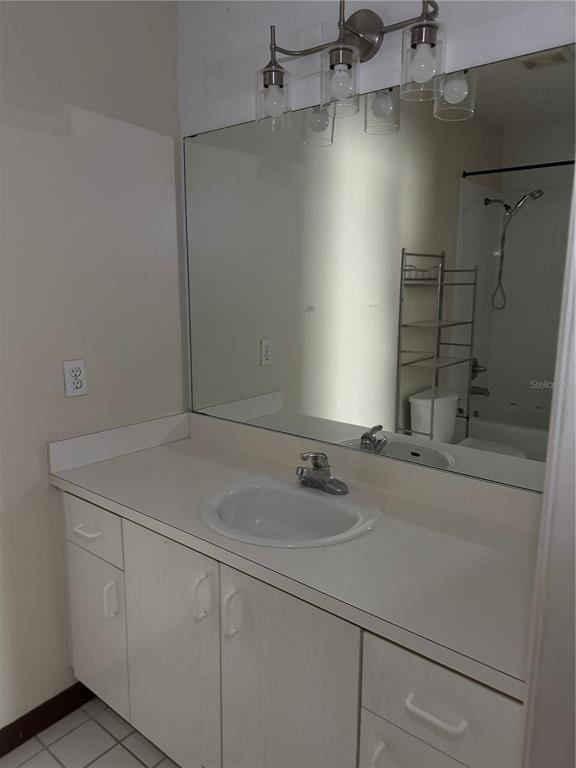Building Photo - 495 Las Cortes Ln
