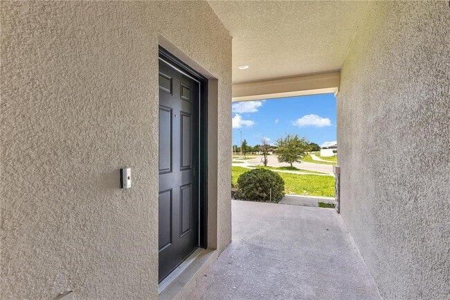 Building Photo - 272 Taft Dr