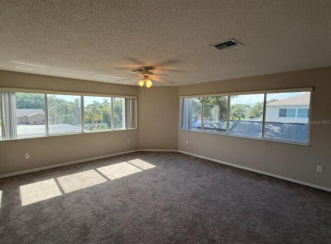 Building Photo - 12919 Brant Tree Dr
