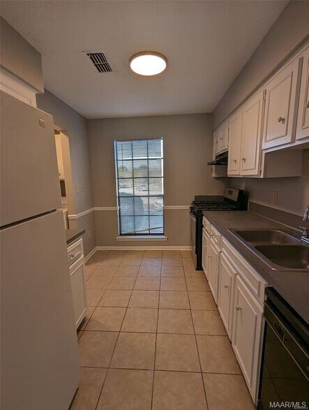 Building Photo - 1629 Limestone Ct