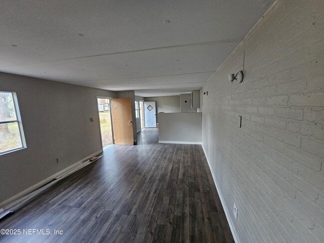 Building Photo - 7577 Sonia Dr