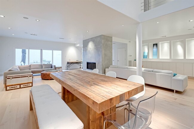 Building Photo - 39 River Hollow Ln