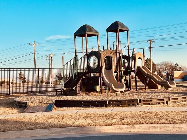 Building Photo - 2012 Wolford Wy