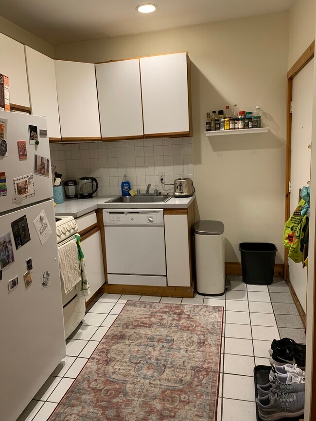 Building Photo - Aberdeen St, Fenway