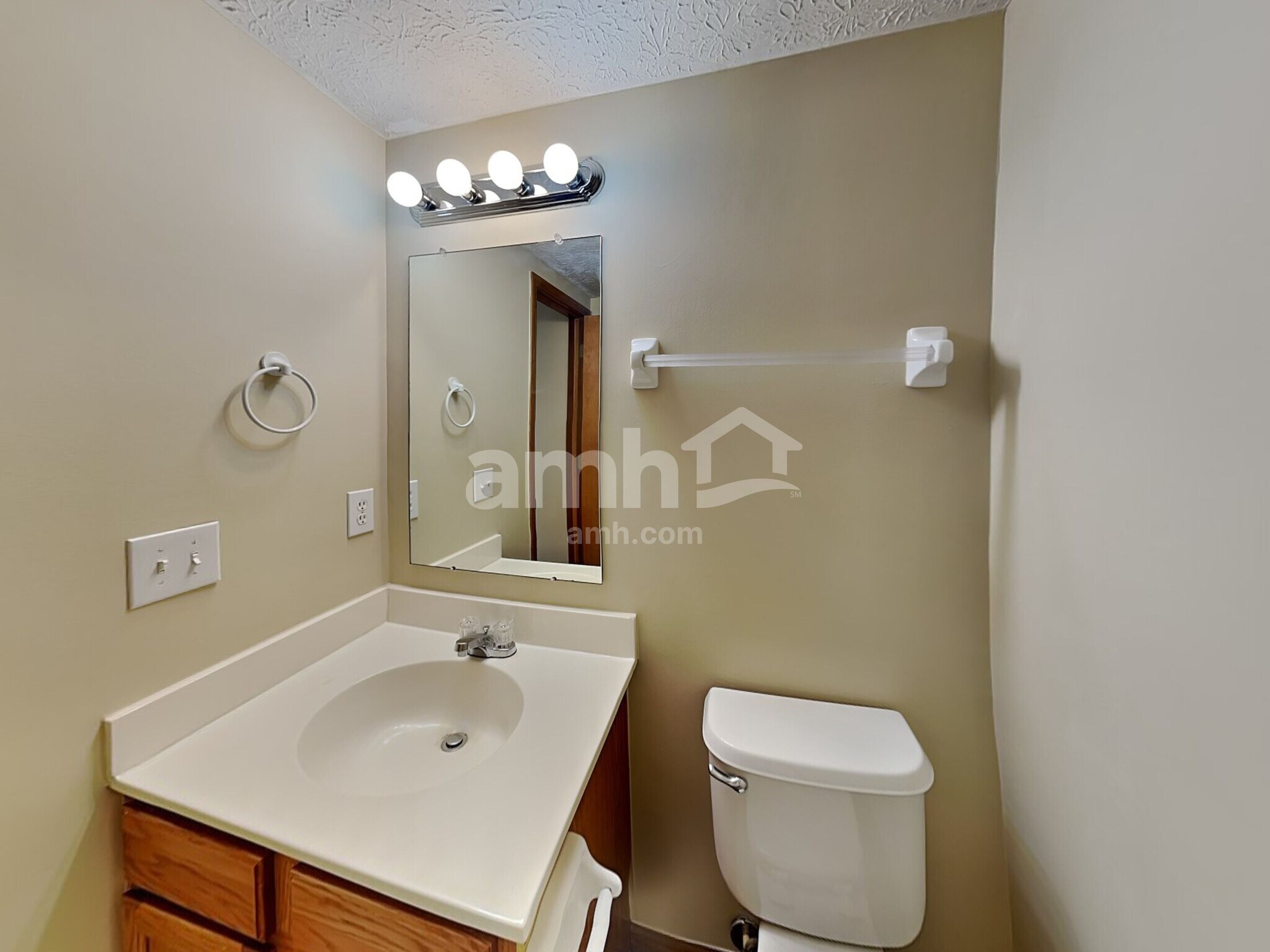 Building Photo - 1163 Tarragon Dr