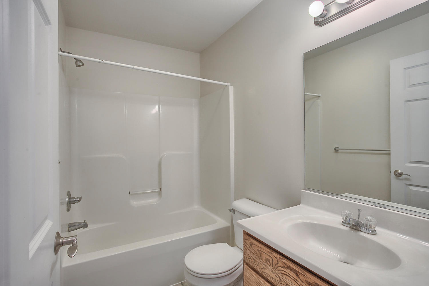 Building Photo - 306 Windwood Ct