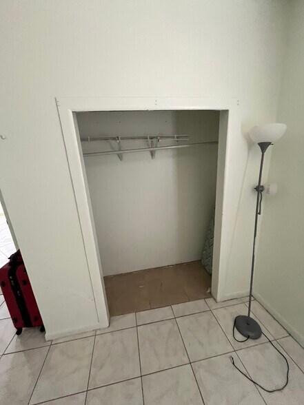 Building Photo - 23 Mountain Dr