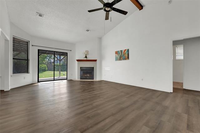 Building Photo - 2610 Francisco Dr