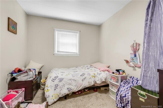 Building Photo - 9 Hazelmere Ct