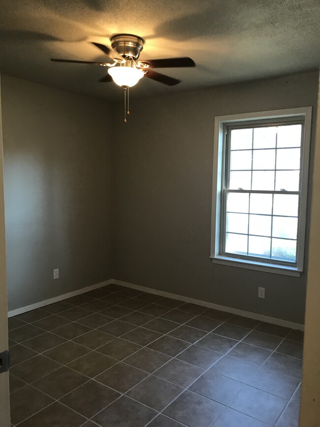 1st Bedroom - 516 Mustang Drive