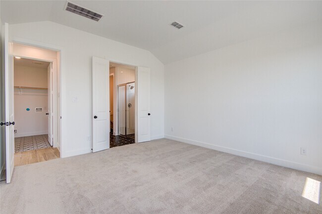 Building Photo - 21803 Fitzroy Mnr Ln